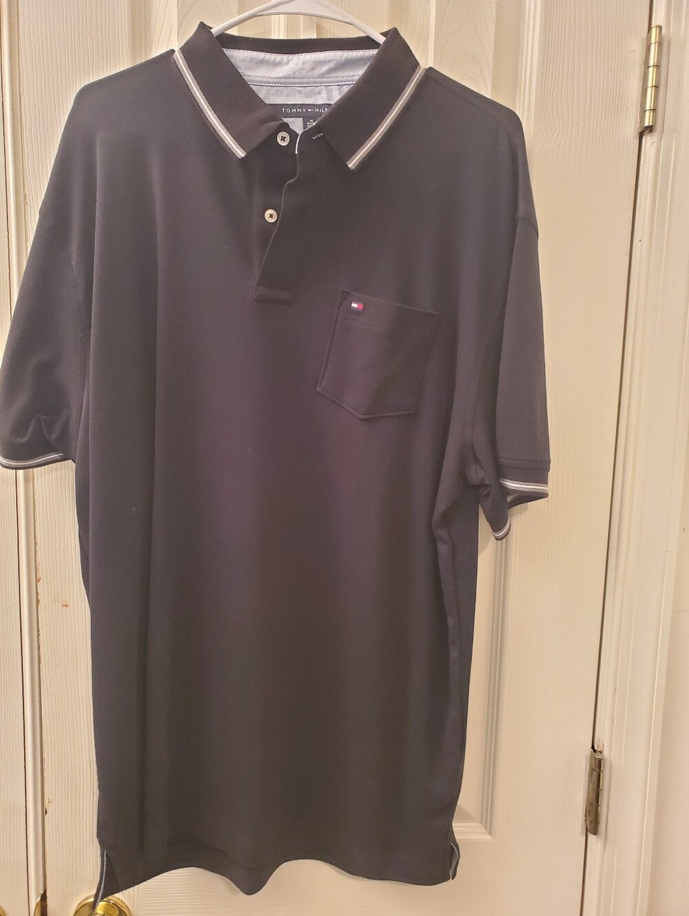 Tommy Hilfiger Men's Navy Polo Shirt with Pocket